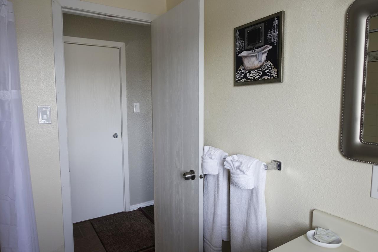 Anchorage Uptown Suites Luaran gambar