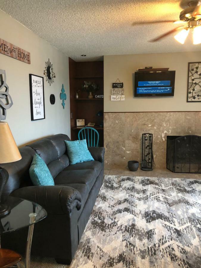 Anchorage Uptown Suites Luaran gambar
