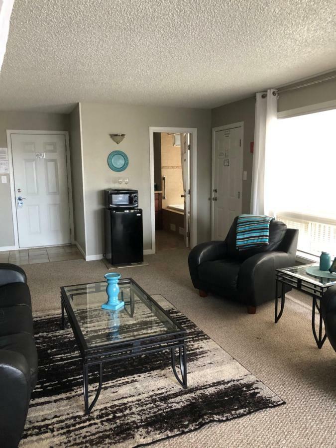 Anchorage Uptown Suites Luaran gambar