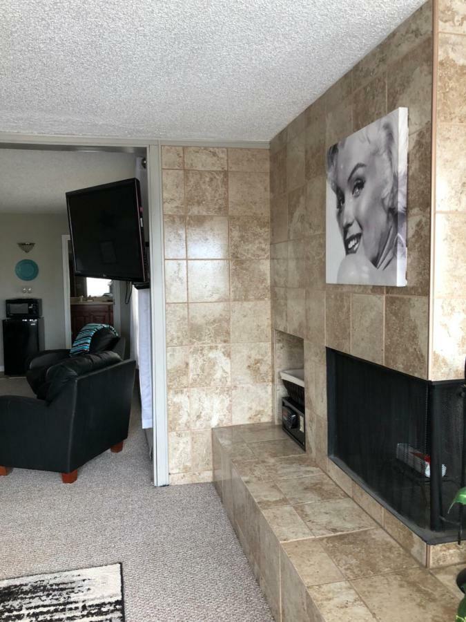 Anchorage Uptown Suites Luaran gambar